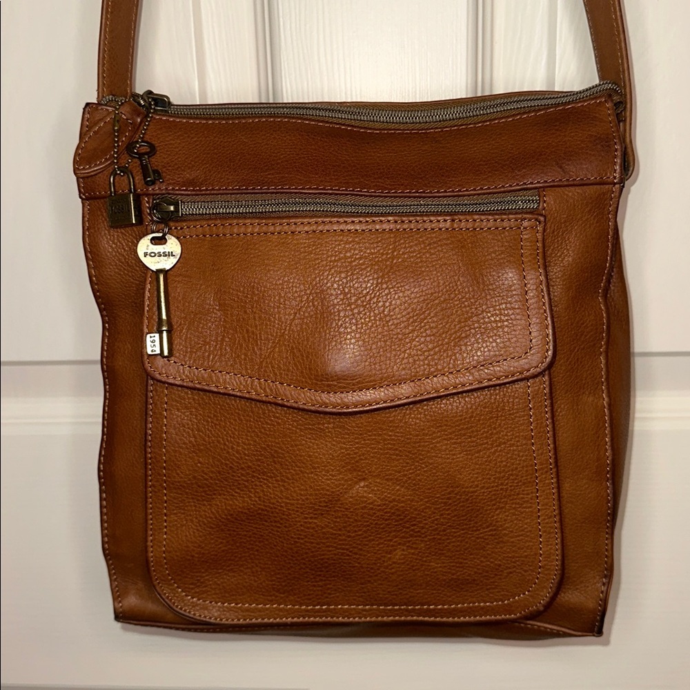 Vintage Brown Genuine Leather Fossil Purse Crossbody Adjustable Strap